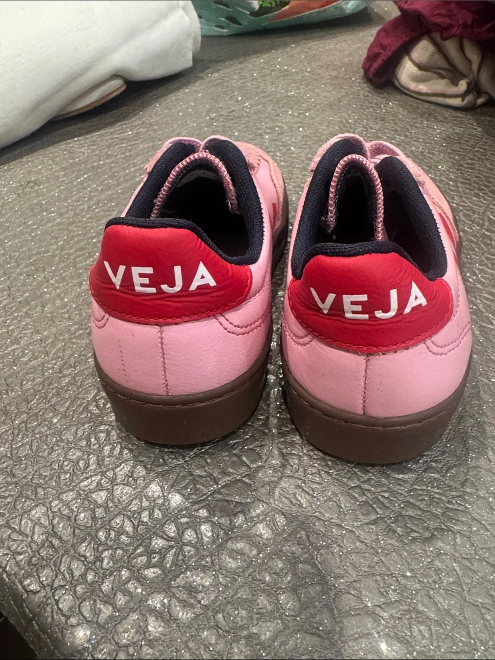 Nwot veja sneakers. Size 11